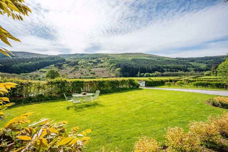 Front Garden and Views- click for photo gallery